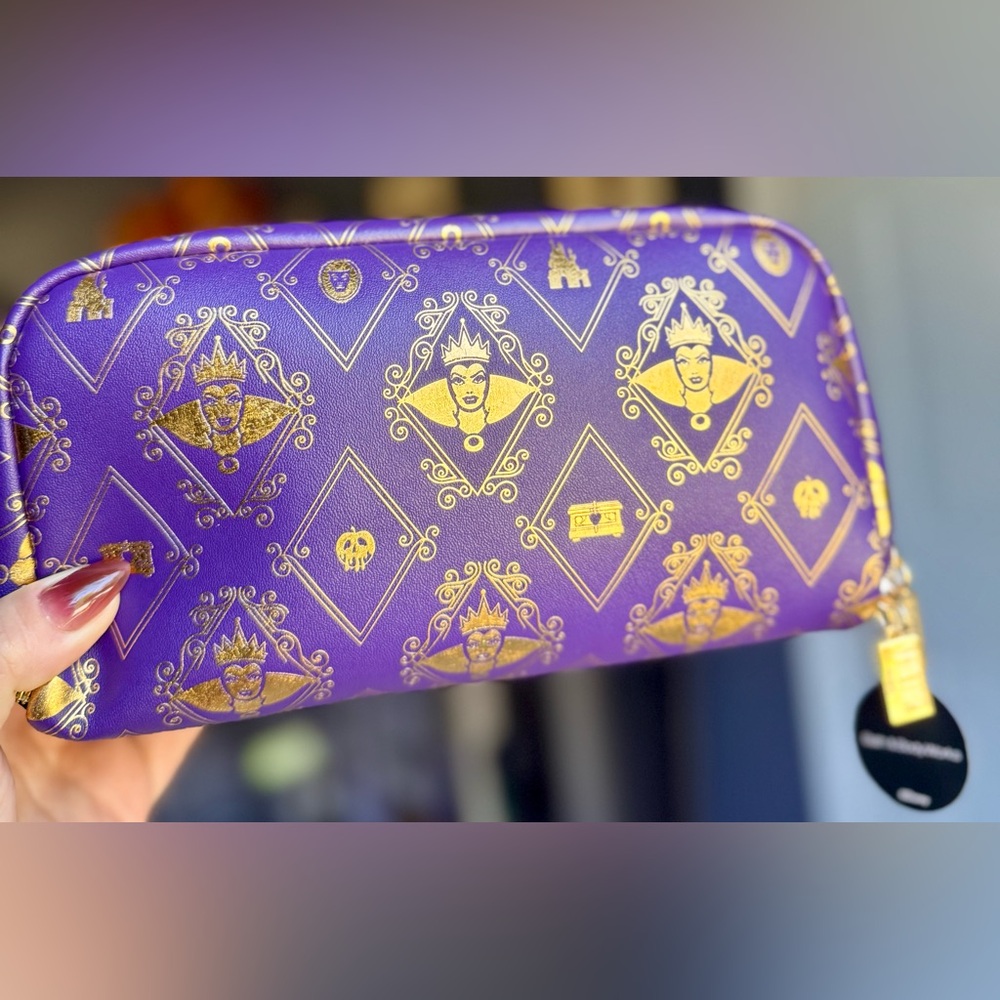 NEW B&BW 8pc Evil Queen Body Care Set & NWT Large  Cosmetic Bag, Disney Villains - Picture 9 of 12